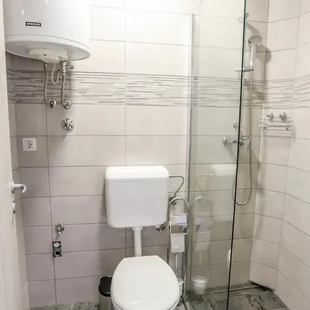 Rose Apartment